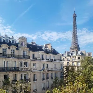 2* Hotel Eiffel Kensington