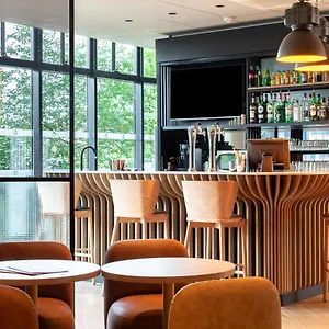 2* Hotel Porte Des Lilas
